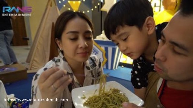 kejutan ultah rafathar